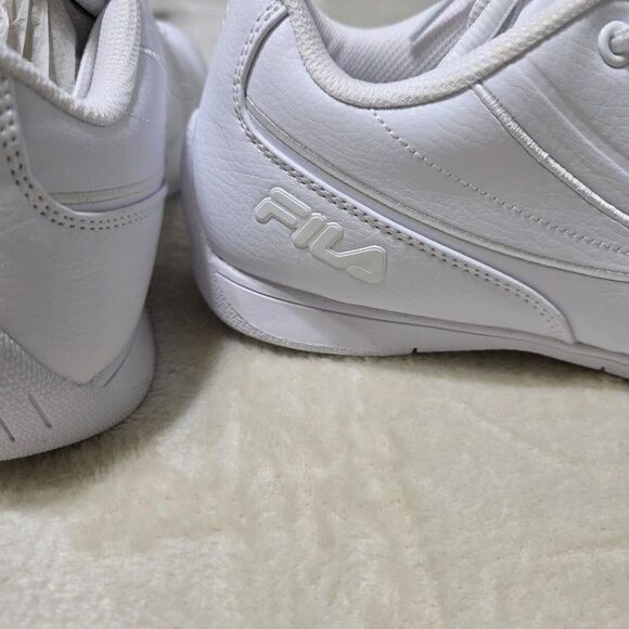 Fila Forlani Outline Flag Men's 7.5 White Motorsport Inspired Sneakers White NIB - Picture 4 of 11